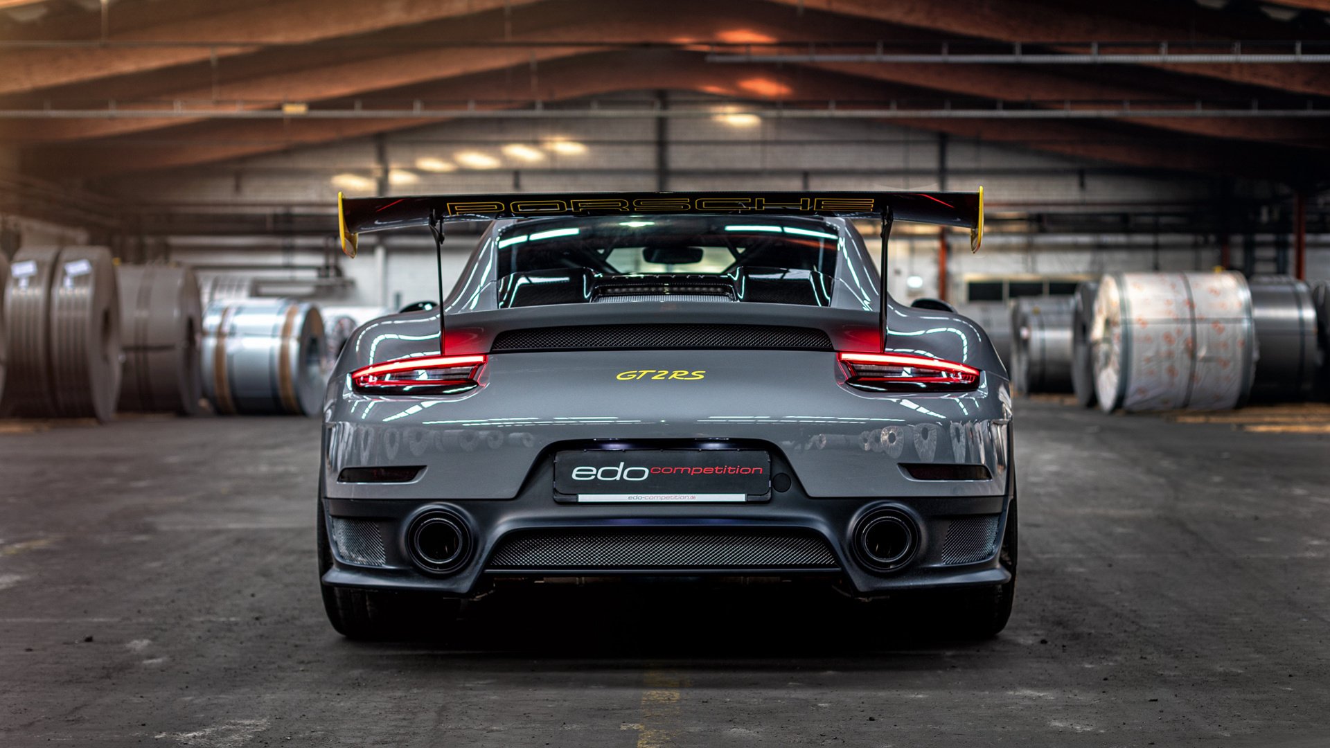 AYX SPORTS-“全力出击！四川省体育馆自由搏击选手激战正酣”